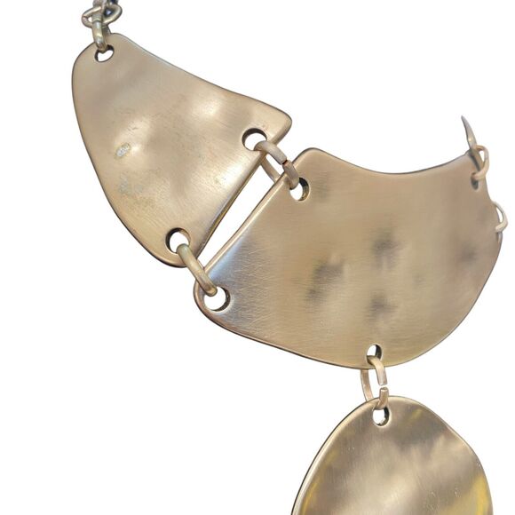 CHICO'S STUNNING HAMMERED GOLD NECKLACE NWTS - Picture 9 of 15